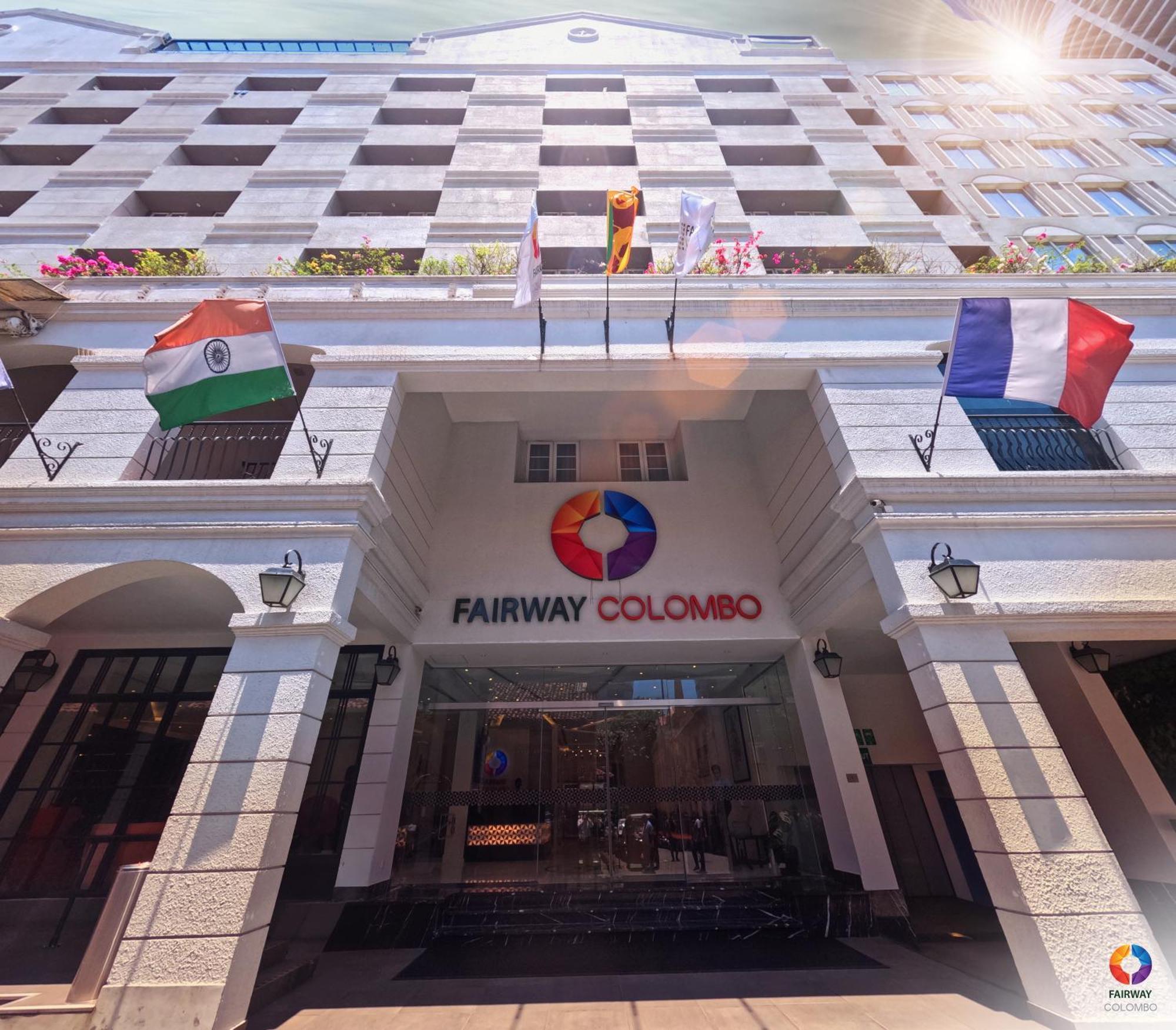 Fairway Colombo - Sri Lanka'S First Hotel With Robot Technology Exteriér fotografie
