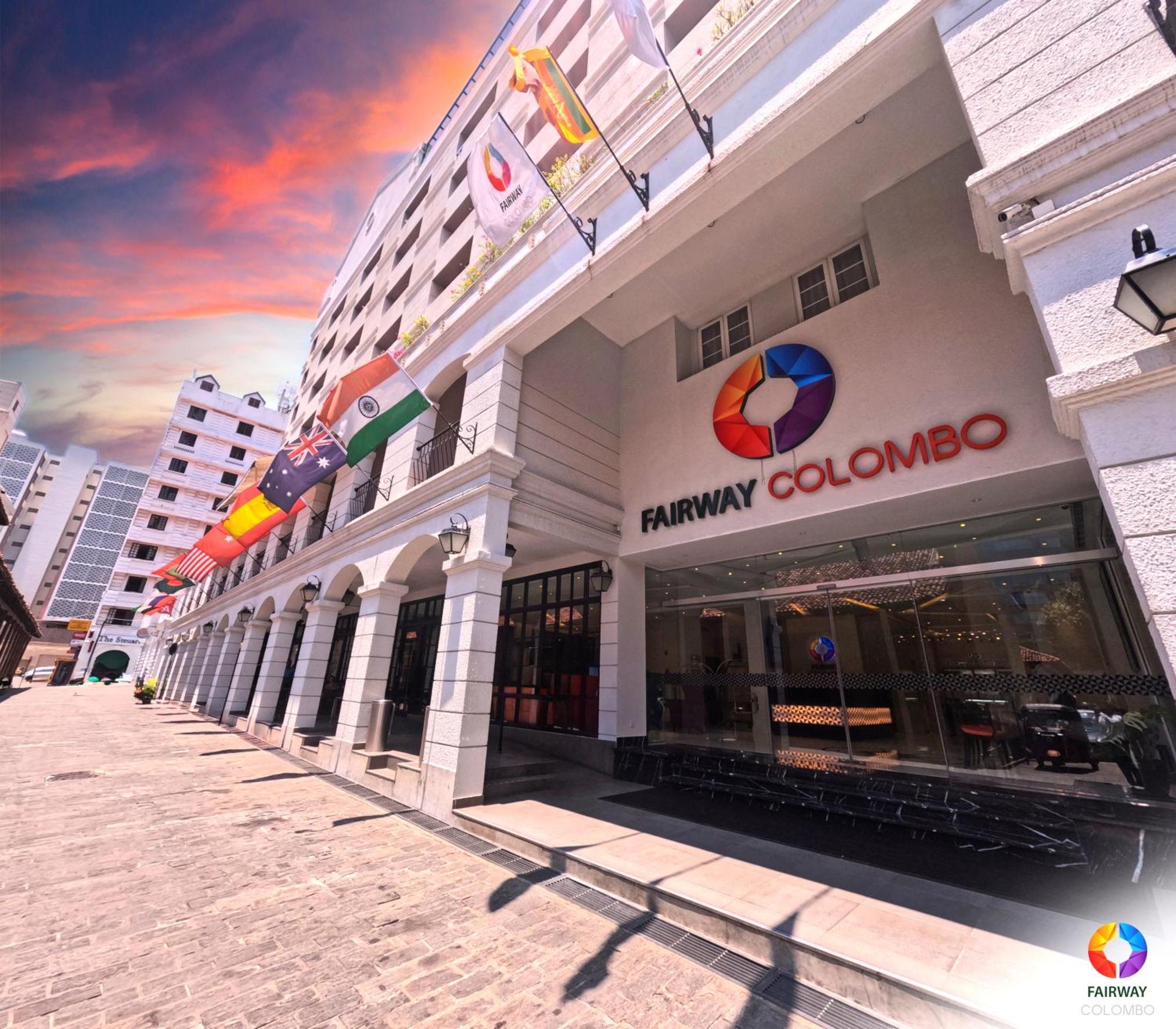 Fairway Colombo - Sri Lanka'S First Hotel With Robot Technology Exteriér fotografie