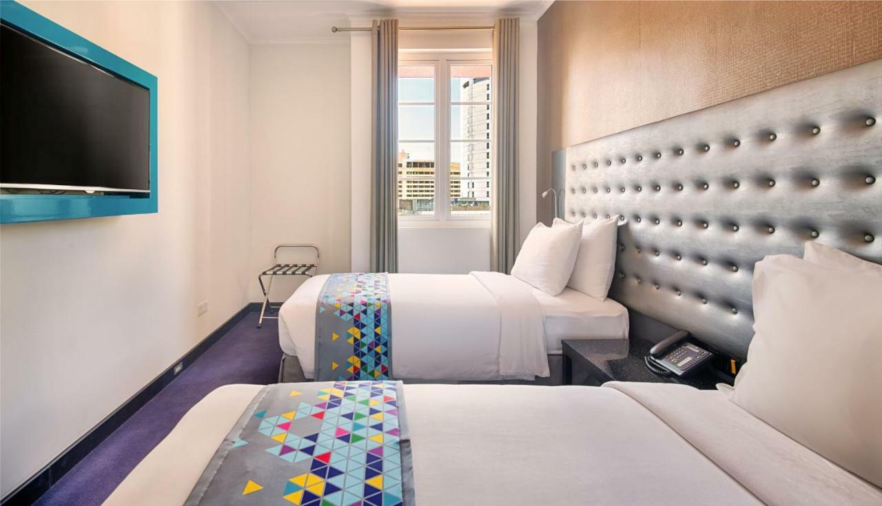 Fairway Colombo - Sri Lanka'S First Hotel With Robot Technology Exteriér fotografie
